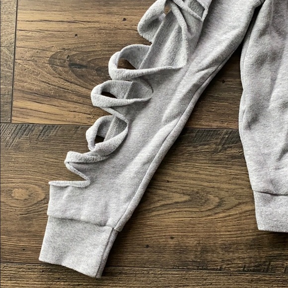 ALO Grey Slash Sleeve Hoodie Sz M - Picture 3 of 5